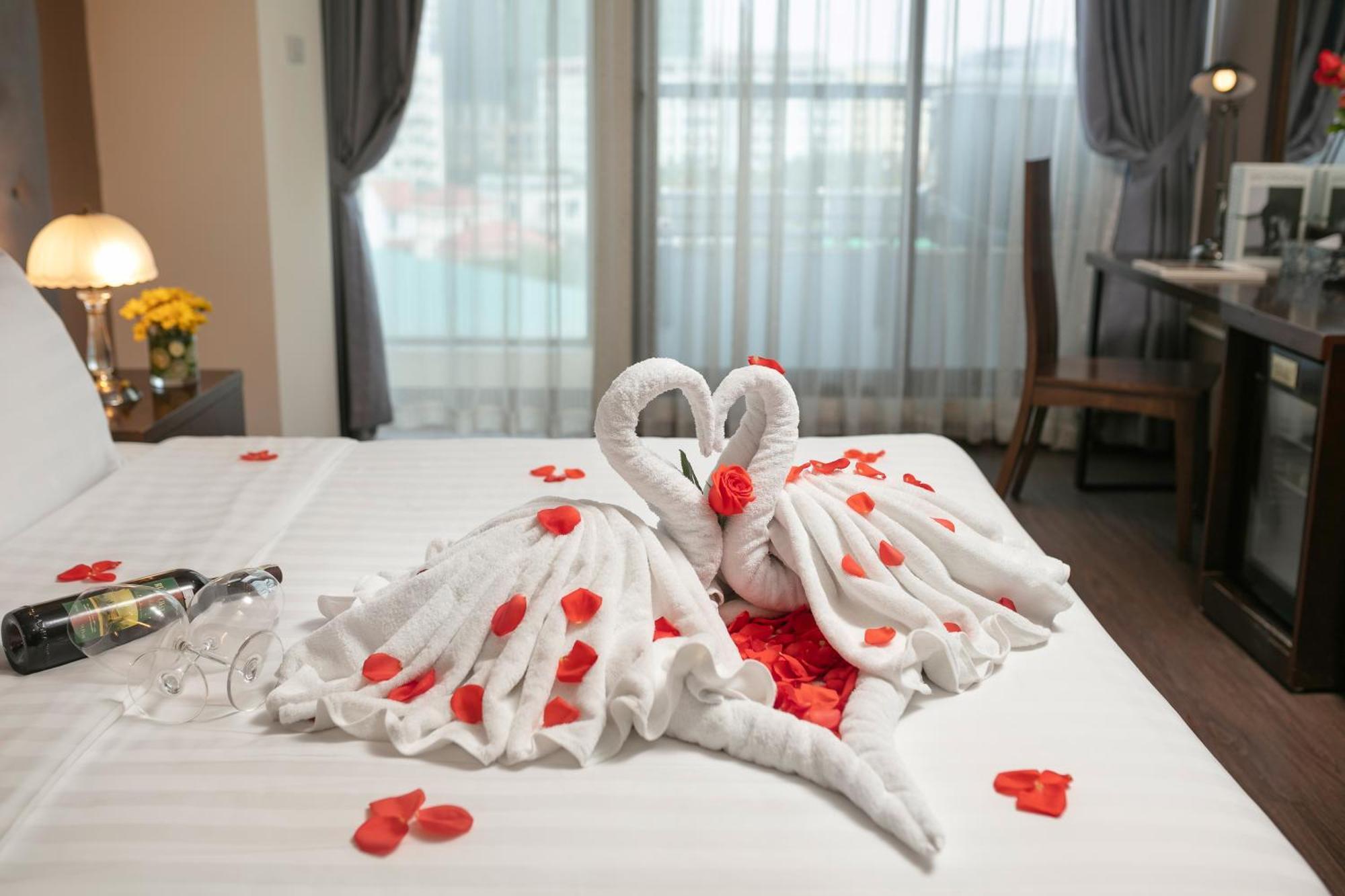 Brilliant Me Tri Hotel & Spa Hanoi Exterior photo
