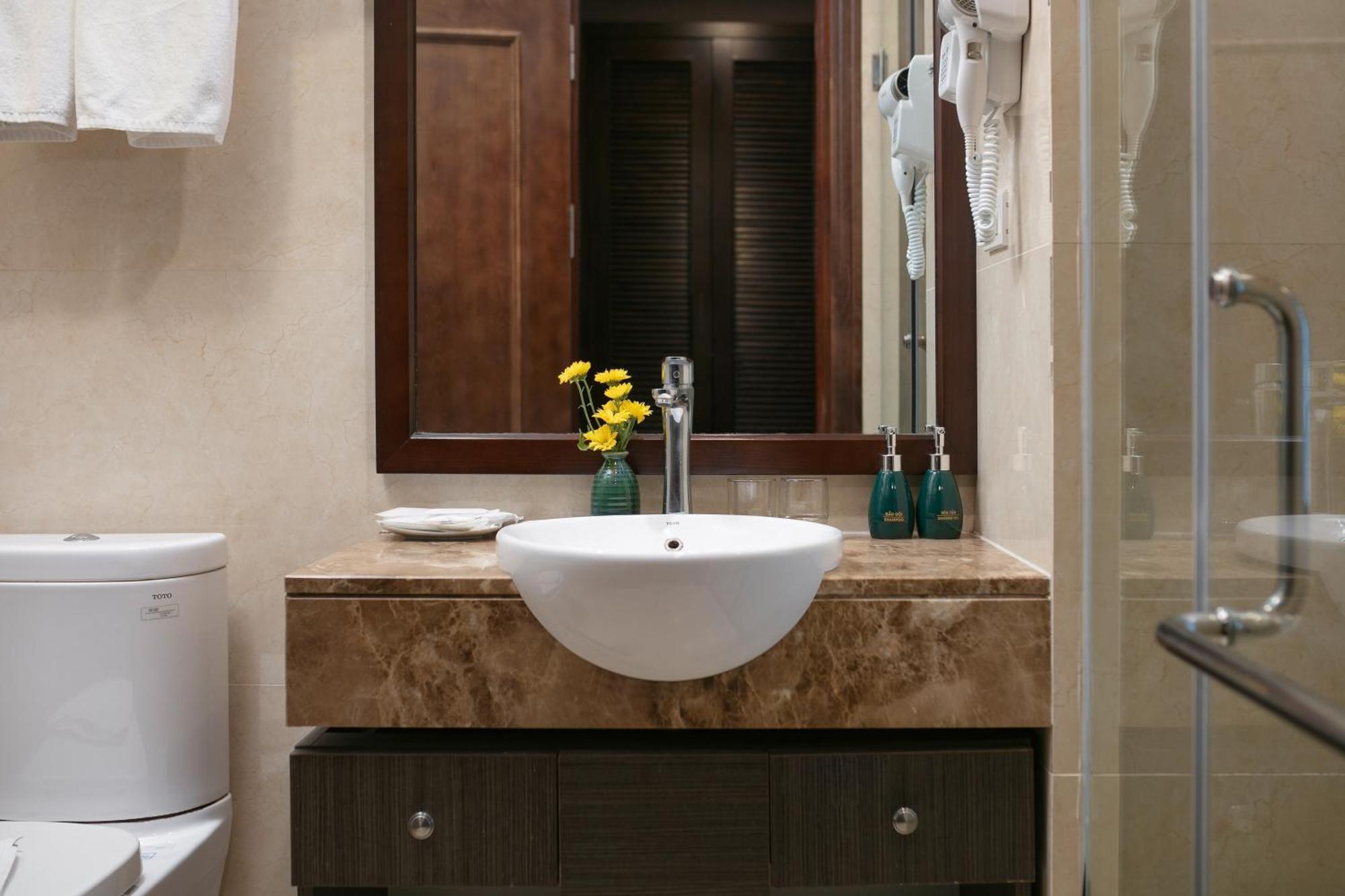 Brilliant Me Tri Hotel & Spa Hanoi Exterior photo